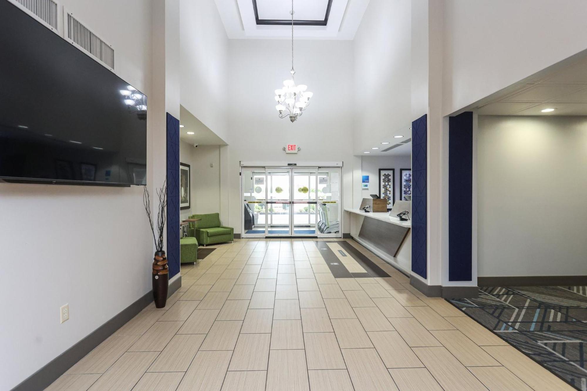 Holiday Inn Express Tulsa South Bixby By Ihg Jenks Exterior photo